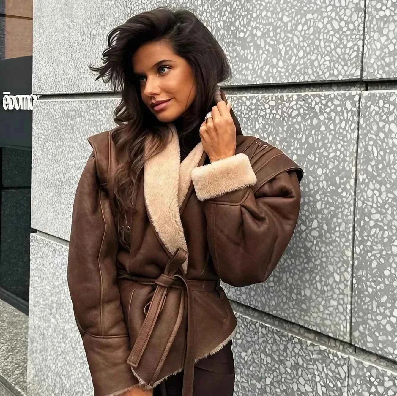 Warm Furry Leather Jacket | Women's Real Leather Winter Coat with Fox Fur Collar